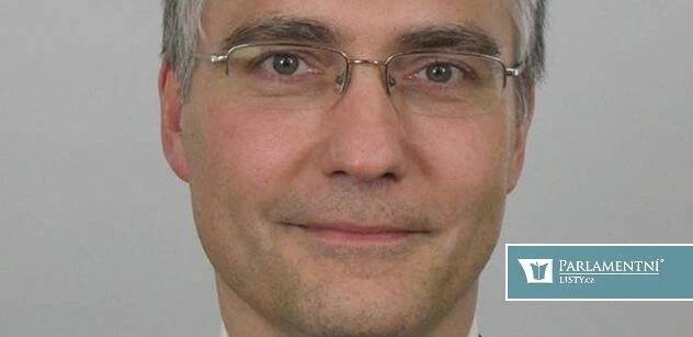 Koudelka měl konferenci ve sněmovně: Ukrajina nám dává čas připravit se na Rusko