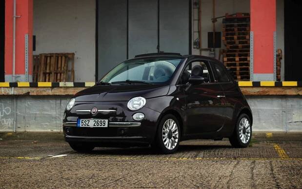 Fiat 500C 0.9 TwinAir: Ta jediná správná specifikace... pro nostalgického snílka