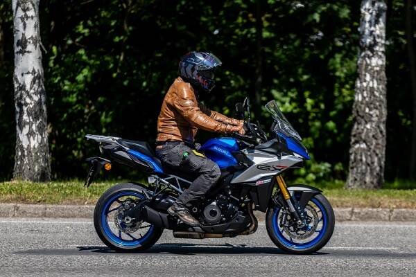 Mototest. Suzuki GSX S1000GX - samuraj i gentleman v jednom