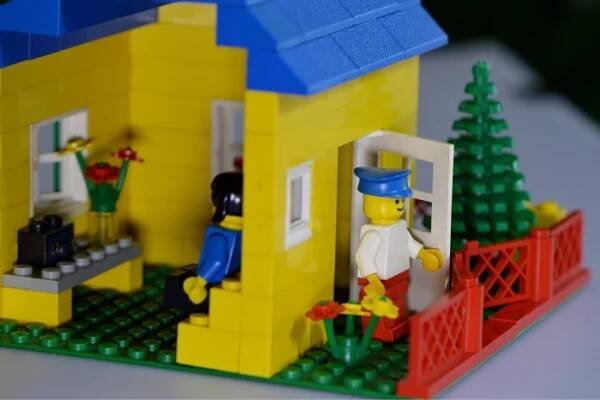 Lego: hračka, která poráží zlato. Vyplatí se investovat do kostiček?
