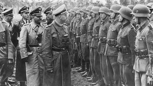 125 let od narození Himmlera: příběh muže, který řídil holocaust