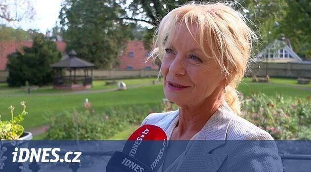 Dusno s bývalým na place? Vilma Cibulková prozradila realitu zákulisí Polabí - iDNES.tv