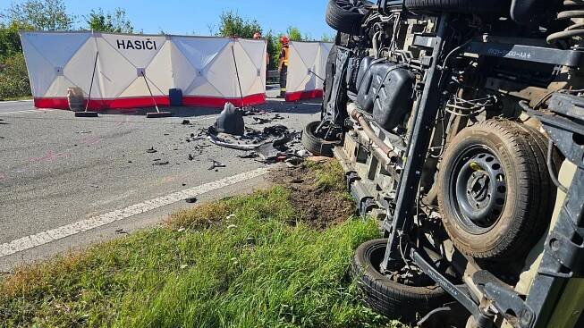 U Kývalky na silnici 602 poblíž sjezdu z D1 došlo k vážné nehodě...