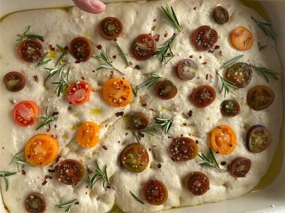 ŽENA-IN - Oblíbené italské pečivo - nadýchaná focaccia