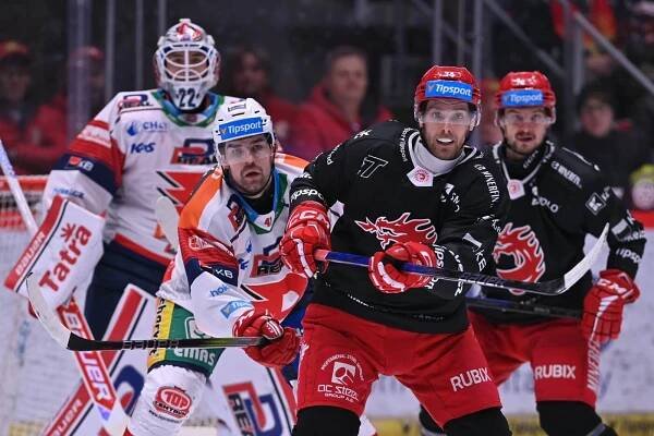 Zápas v extralize Dynamo Pardubice - Oceláři Třinec dnes živě