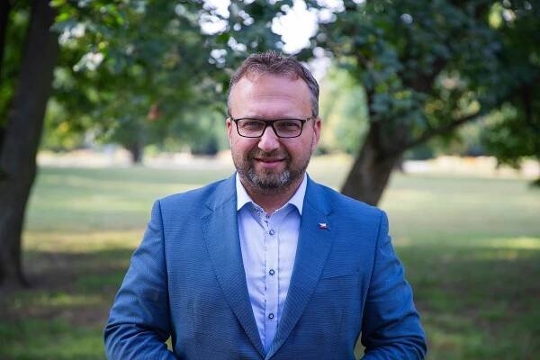 Byli jsme se Stanjurou dva nejméně oblíbení členové vlády, říká Marian Jurečka