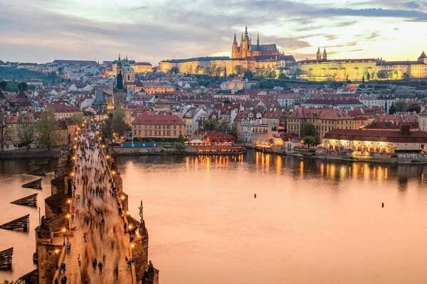 Část Prahy je bez elektřiny, Pražská energetika eviduje poruchu na rozvodně