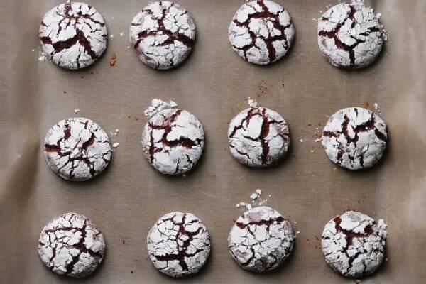 Recept na vnon okoldov crinkles: kupav na povrchu, mkk uvnit