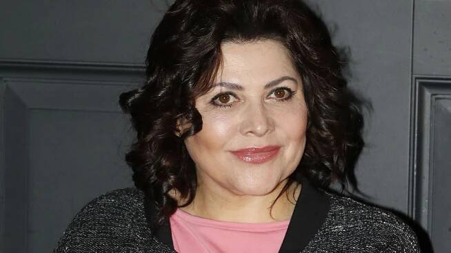 Ilona Csáková se změnila k nepoznání. Užívala si na jachtě, její syn Daniel roste v pohledného muže