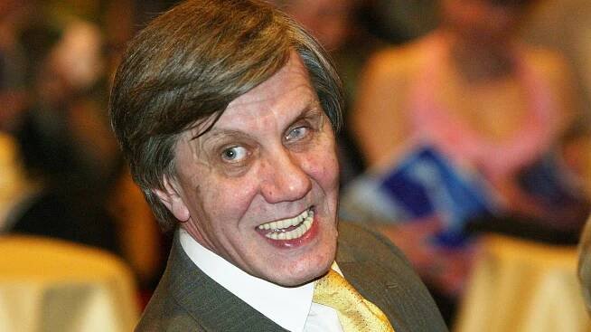 Boris Rösner sváděl studentky, měl krásnou Atesrovou i hvězdu Vyprávěj. Doma románky hlásil