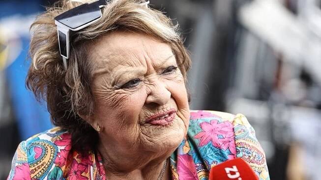 Bohdalová ve společnosti: Tajemný doprovod vzbudil otázky
