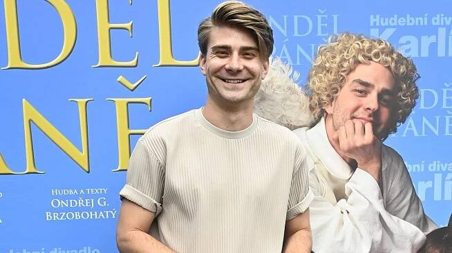 Den s pořádnými koulemi a největší šok? Marek Lambora shodil vousy a je z něj holobrádek jak v dobách Slunečné