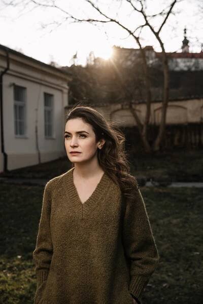 Sloužíme vlasti! Herečka Sarah Haváčová absolvovala vojenský výcvik