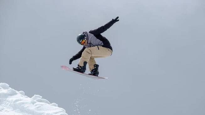 Jak se připravit, aby nebyl první den na snowboardu peklo