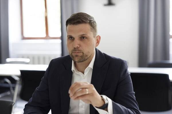 Důležitost Senátu teď naroste, pohlídá Babišovu vládu, míní ministr Hladík
