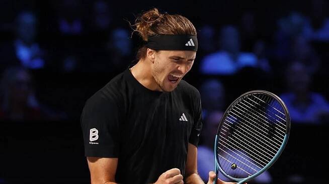 Zverev se postupem do semifinále ve Vídni kvalifikoval na Turnaj mistrů