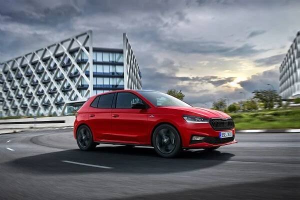 Škoda zachrání Fabii, Kamiq i Scalu před smrtí kvůli Euro 7. Dostanou nový motor