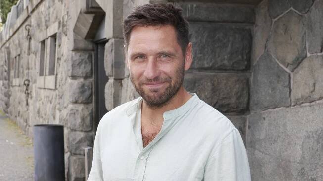 Charismatický herec Martin Písařík: Nevěra, skandály, práce nonstop. A přesto tvrdí, že je rodinný typ