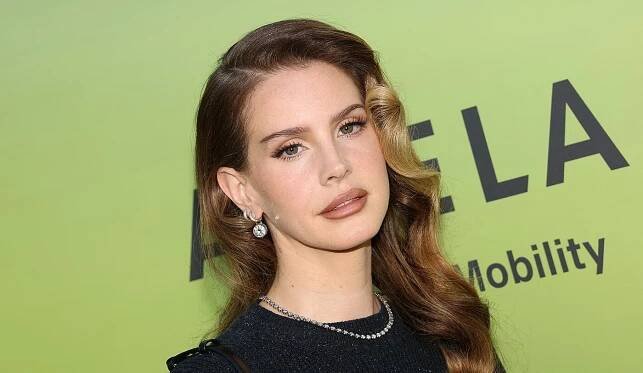 Nebyla jsem na žádných plastikách. Na nose mám jen výplň, tvrdí Lana Del Rey