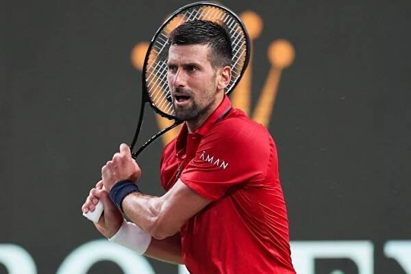 Finále dvou bratranců? Djokovič a Medveděv by měli jejich fantastickou pohádku ukončit