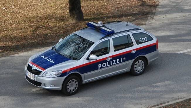 Policie v Mnichově provádí velký zásah, média píší o střelbě a explozích