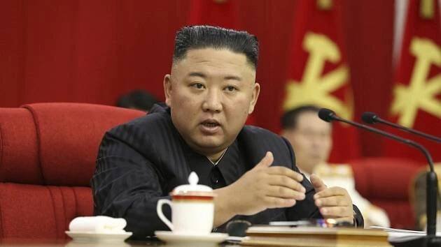 Severní Korea má má dost obohaceného uranu na padesát bomb, tvrdí Soul