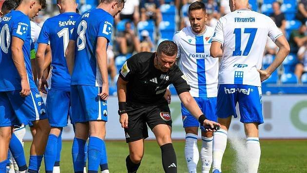 Klíčový týden Baníku, na Liberec Hapal s posilami? Kričfaluši zdravil fanoušky