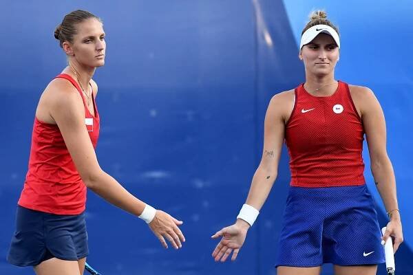Vzdala, protože neměla šanci, říká Plíšková o Vondroušové. Ta reaguje: Nechápu