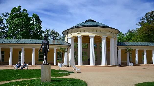 Mariánské Lázně přebírají Ferdinandovu kolonádu a další dva pavilony