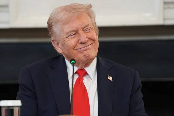 Nobelovka v kapse? Dohoda je pro Trumpa obří úspěch, ale mír Gaze zaručit nemusí