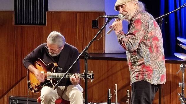 OBRAZEM: Legendární jazzman Jiří Stivín vystoupil před domažlickým publikem