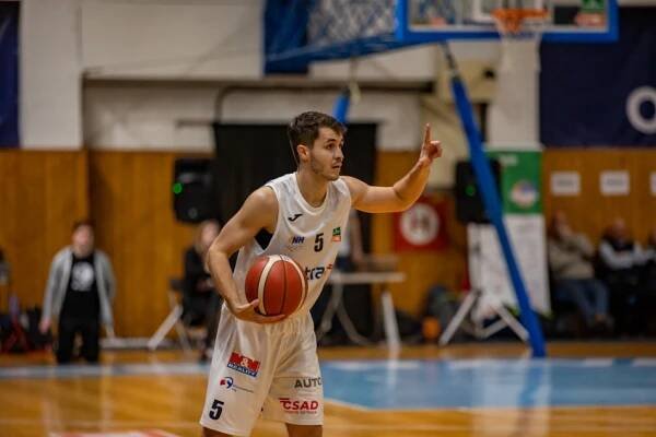 ŽIVĚ: Národní basketbalová liga NH Ostrava – Brno