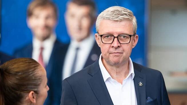 Trhy Havlíčkovi nevěří. Naznačení ceny za ČEZ mělo nulový dopad