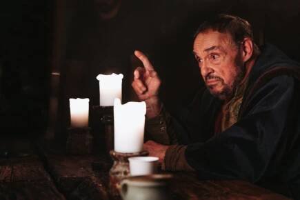 Herec John Rhys-Davies bude na jihu Čech pokračovat v natáčení fantasy filmu