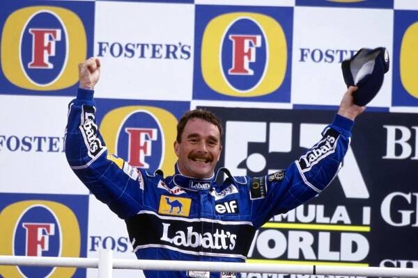 Bojovník s lvím srdcem Nigel Mansell oslavil šedesáté narozeniny