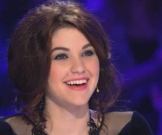 Celeste Buckingham to může zabalit: Tato vietnamská studentka zastínila porotkyni X Factoru jejím vlastním hitem