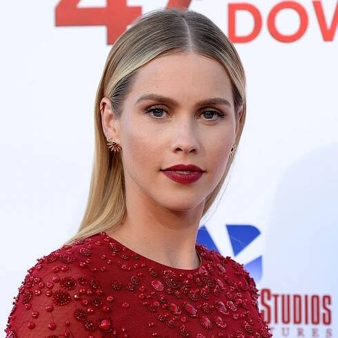 10 Things You Def Didn't Know About Claire Holt From 