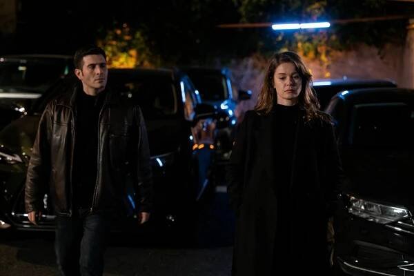Burcu Biricik - Camdaki Kız - Episode 17 - Z filmu