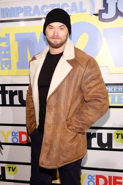 Kellan Lutz Says Movie Blood Looks More Real Than Wife's C-Sections