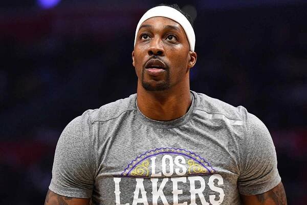 Los Angeles Lakers' Dwight Howard Says Mother of His 6-Year-Old Son Died of Fatal Seizure
