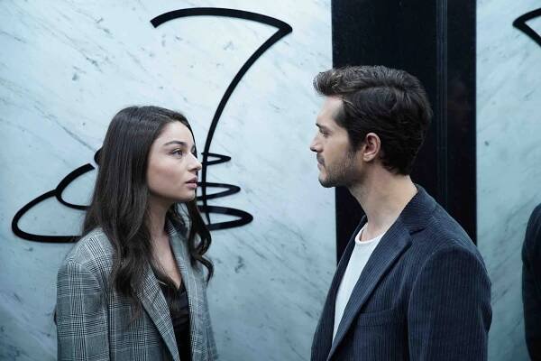 Zemheri - Episode 2 - Z filmu - Ayça Aysin Turan, Alperen Duymaz
