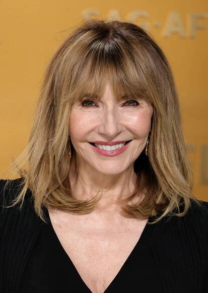 Mary Steenburgen with bangs for women over 50