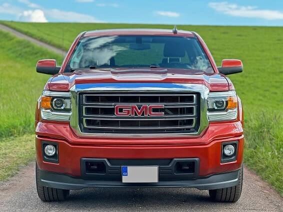 GMC SIERRA K1500 Z71 - 5.3 V8 4x4 360HP - EXKLUZIVNÍ - 8