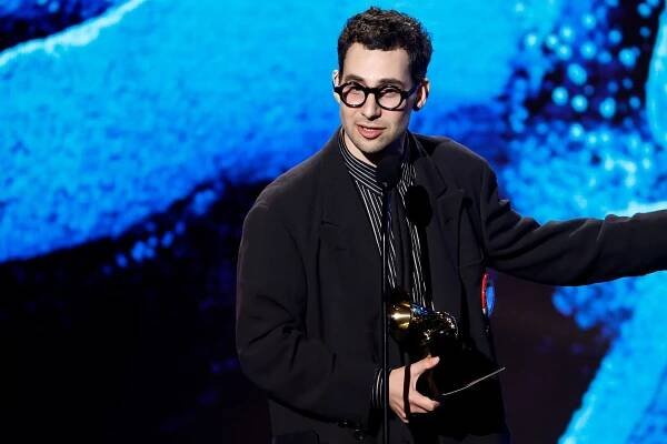 Jack Antonoff Wins Producer of the Year, Non-Classical, at 2023 Grammys