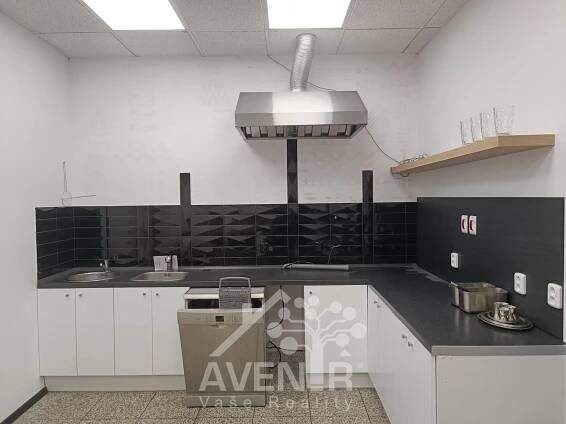 Pronájem obchodního prostoru 69 m², 1. máje, Liberec - Liberec III-Jeřáb