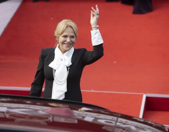 Totálně nevyspalá Dagmar Havlová na červeném koberci ve Varech: Nikdo by to na ní nepoznal!