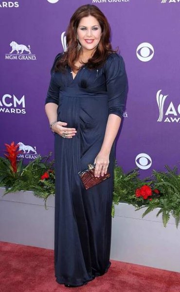 Pregnant Celebs Showing Baby Bumps at ACM Awards: Photos
