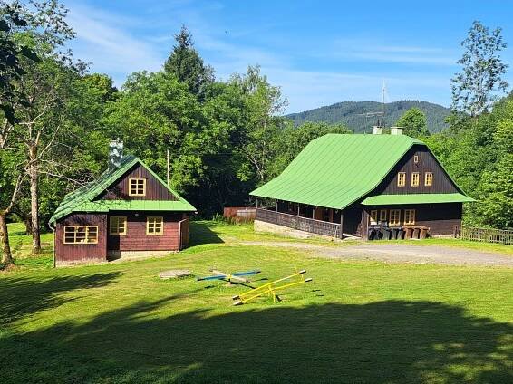 Rekreace - malá chata | Správa a údržba silnic Valašska, s.r.o.