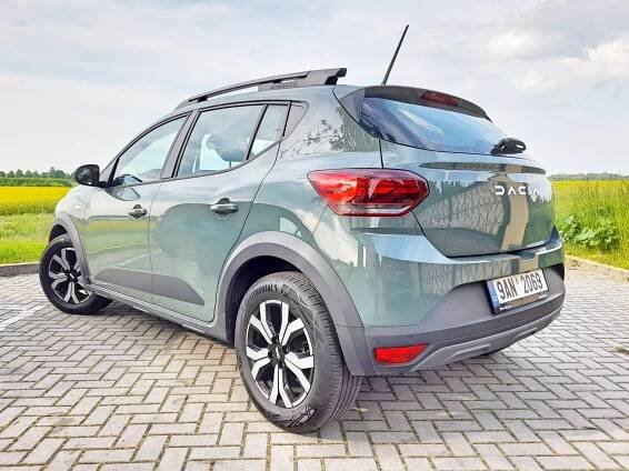 Test Dacia Sandero Stepway. Úsporná volba nejen na asfalt - Autaprozeny.cz