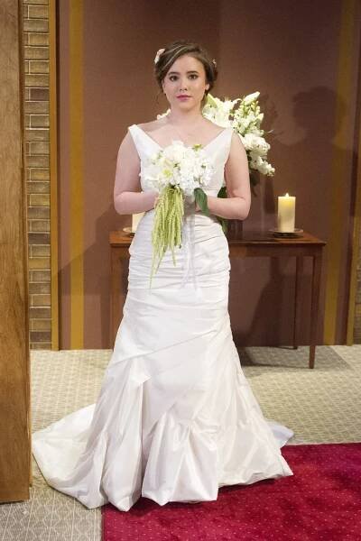 Kevin si počká - Civil Ceremony - Z filmu - Taylor Spreitler